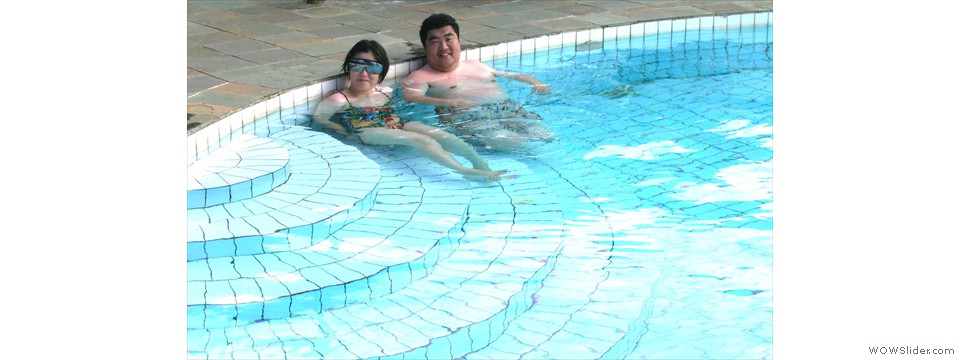 JJ2VLY & JQ2GYU in the pool